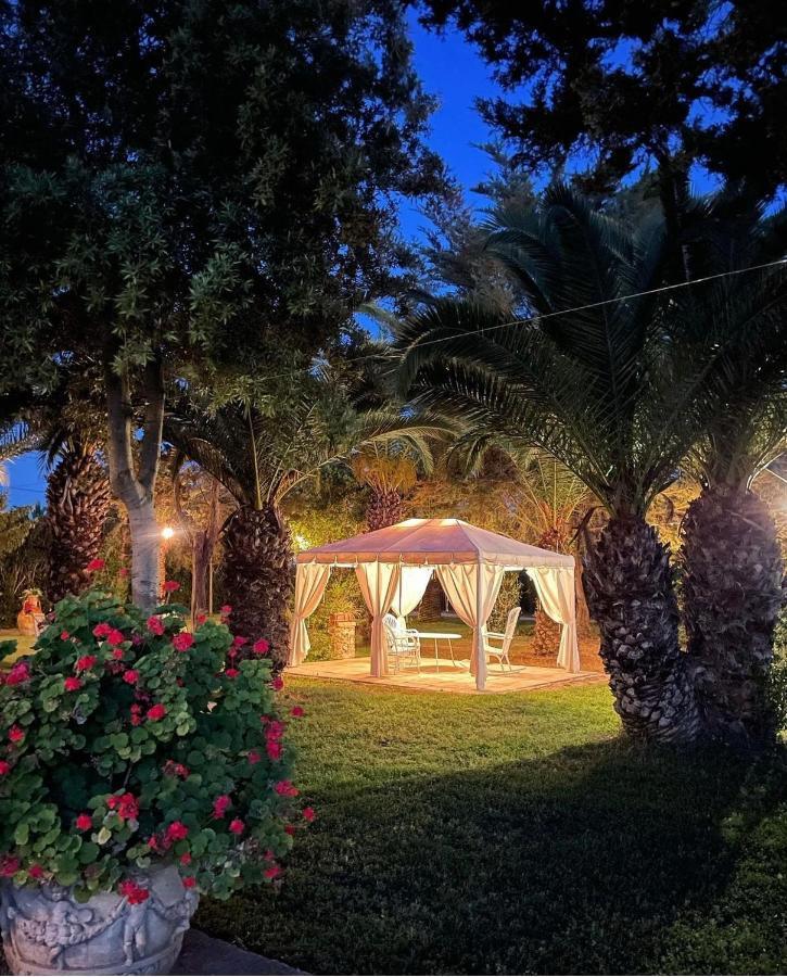 B&B Tenuta Paradisi Копертино Экстерьер фото